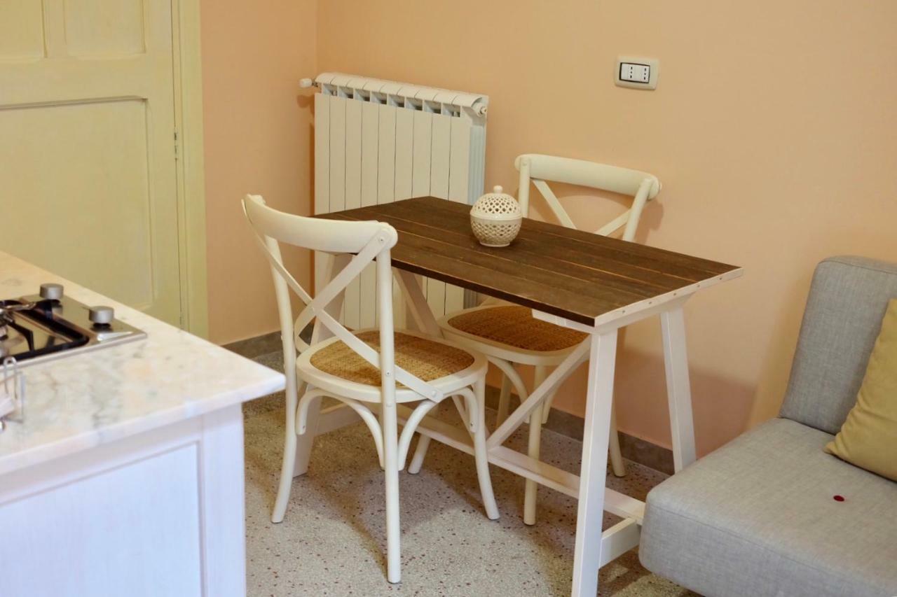 4 Balconi Liberty Apartments Lecce Exterior foto